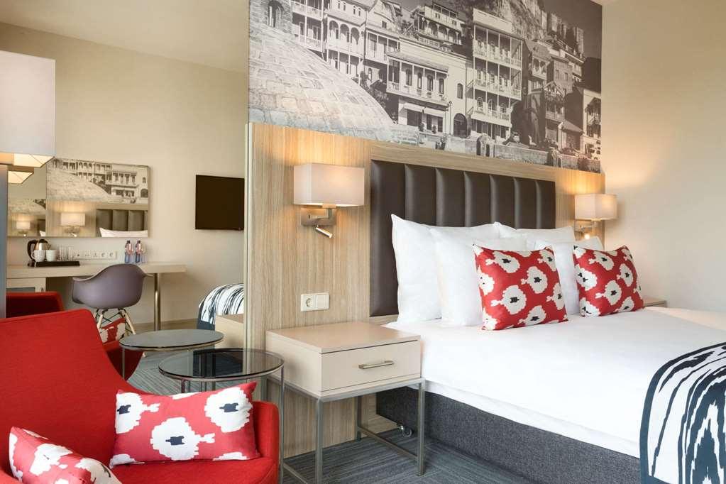 Ramada Encore Тбілісі Номер фото